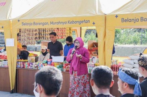 Ada Operasi Pasar Murah di Cibogor, Warga Antre Sejak Pagi!